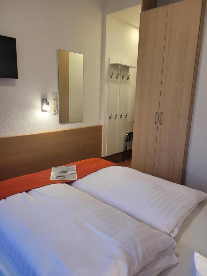 Hotel Restaurant Ruppert Walluf Luaran gambar